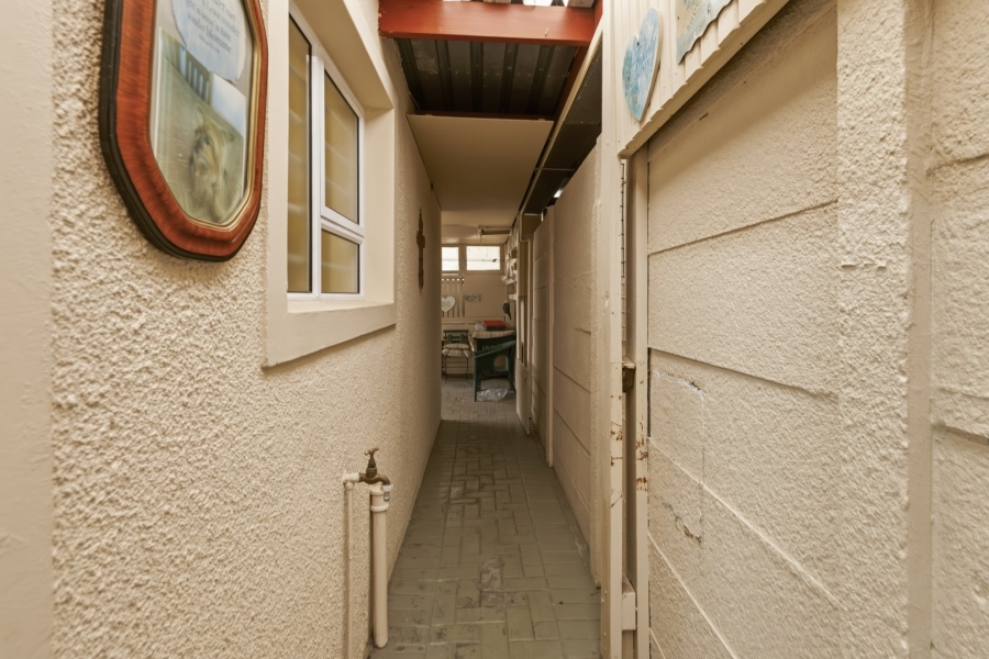 2 Bedroom Property for Sale in Admirals Park Western Cape